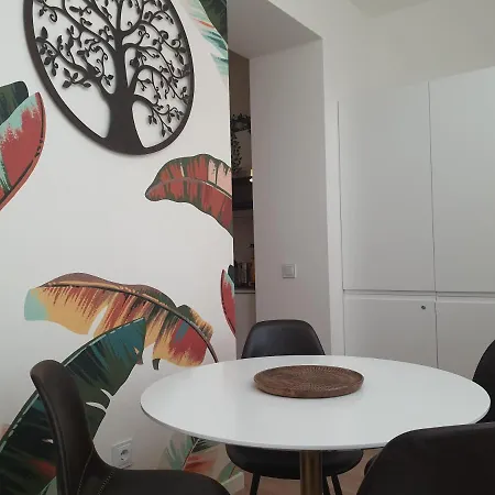 Exotic Fusion: Coffee & Radio *